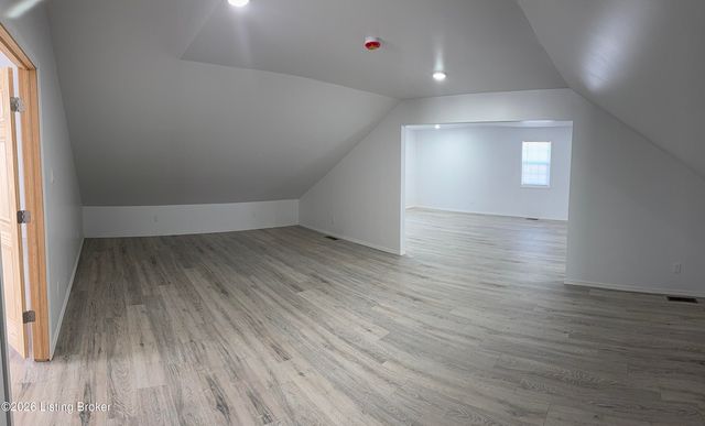 12411 Berrytown Rd, Louisville, KY 40223