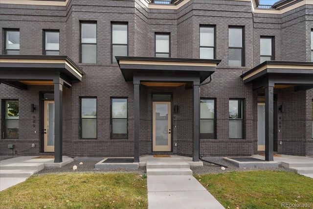879 30th Street, Denver, CO 80205