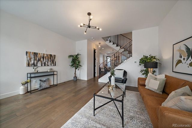 879 30th Street, Denver, CO 80205