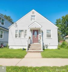 20 Suydam Avenue, Edison, NJ 08817