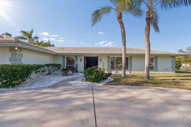 4415 CLEARWATER HARBOR DRIVE N, Largo, FL 33770