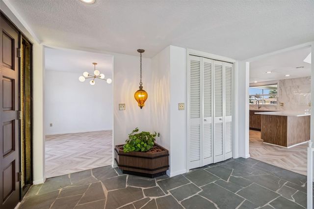 4415 CLEARWATER HARBOR DRIVE N, Largo, FL 33770