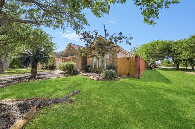 3402 Plymouth Pointe Lane, Missouri City, TX 77459