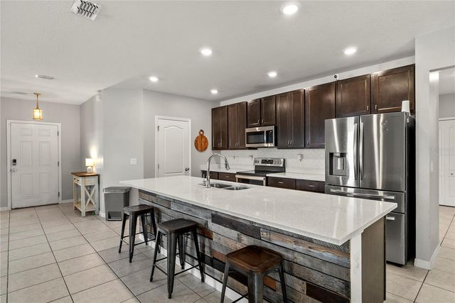 15266 AQUARIUS WAY, Mascotte, FL 34753