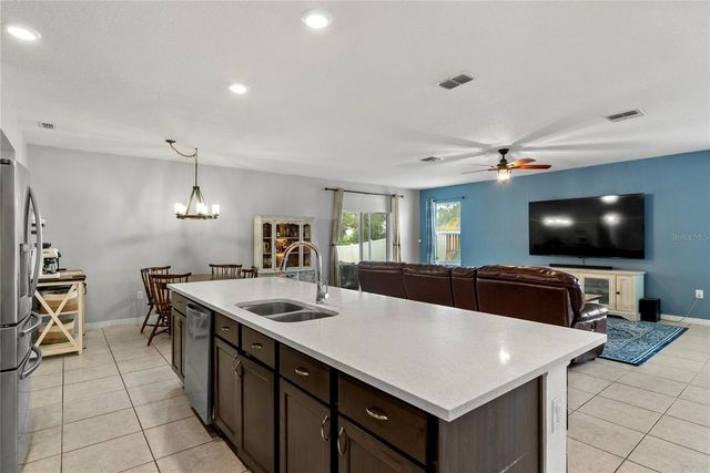 15266 AQUARIUS WAY, Mascotte, FL 34753