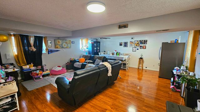 6679 S 3235 W, West Jordan, UT 84084