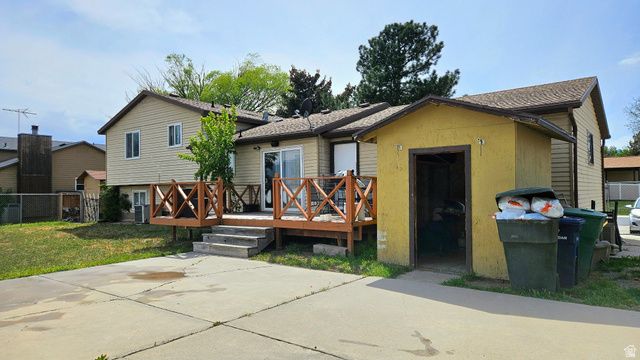 6679 S 3235 W, West Jordan, UT 84084