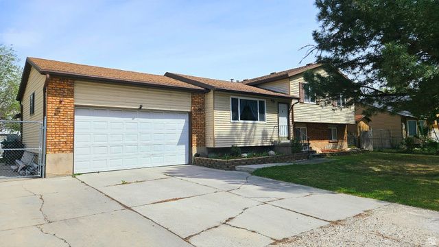 6679 S 3235 W, West Jordan, UT 84084