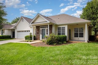 6204 Half Dome Drive, Charlotte, NC 28269