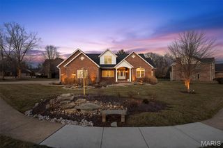 504 Overbrook Circle, O'fallon, IL 62269