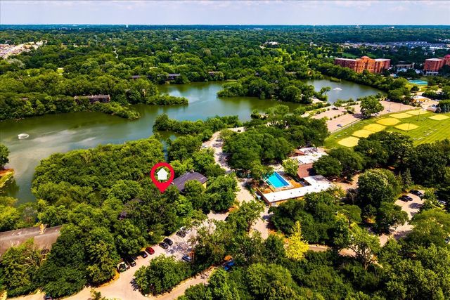 5603 Lakeside Drive 3C, Lisle, IL 60532