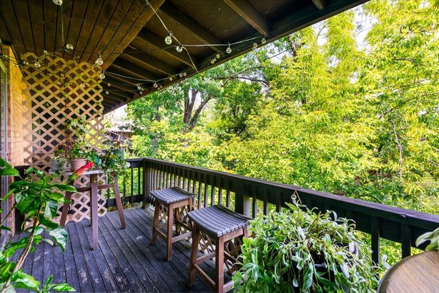 5603 Lakeside Drive 3C, Lisle, IL 60532