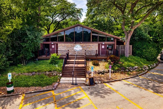 5603 Lakeside Drive 3C, Lisle, IL 60532