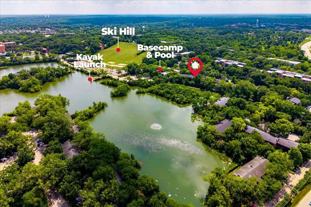 5603 Lakeside Drive 3C, Lisle, IL 60532