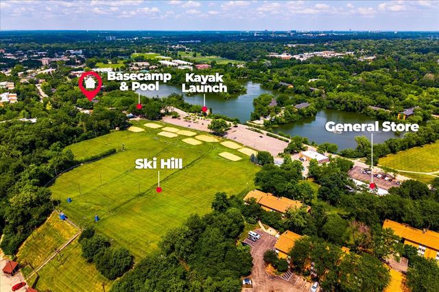5603 Lakeside Drive 3C, Lisle, IL 60532