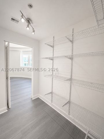 6580 Indian Creek Dr 410, Miami Beach, FL 33141