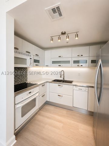 6580 Indian Creek Dr 410, Miami Beach, FL 33141