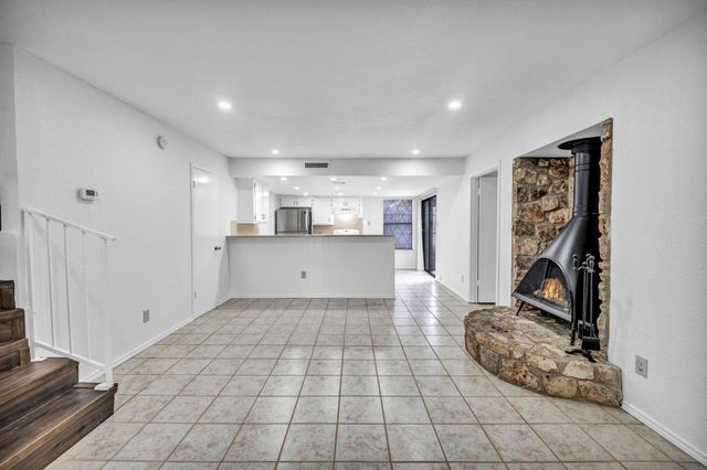 4010 Cima Serena DR B, Austin, TX 78759
