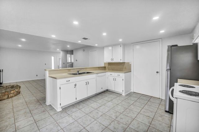4010 Cima Serena DR B, Austin, TX 78759