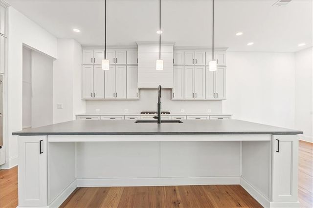 2899 Treeside Terrace, Marietta, GA 30066