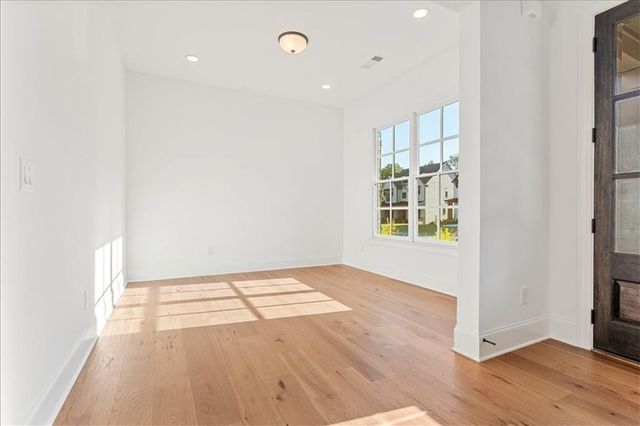 2899 Treeside Terrace, Marietta, GA 30066