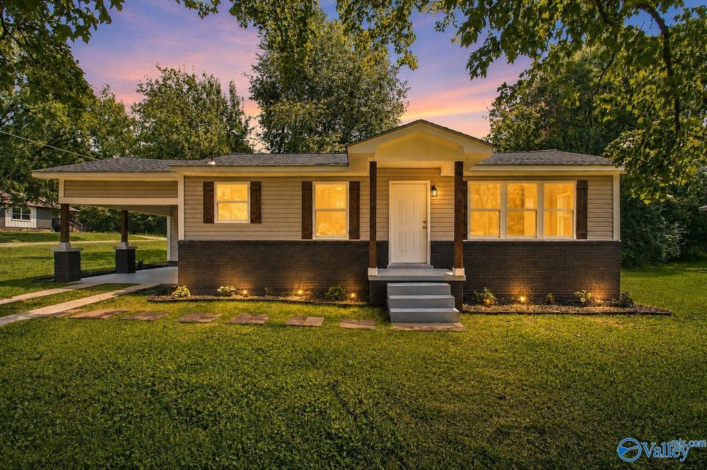 3506 Gay Street NW, Huntsville, AL 35810