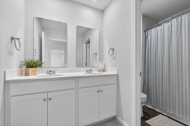 218 Watersglen Drive, Summerville, SC 29486