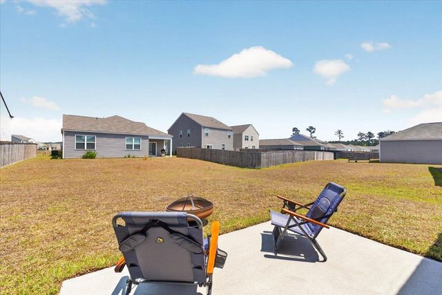 218 Watersglen Drive, Summerville, SC 29486