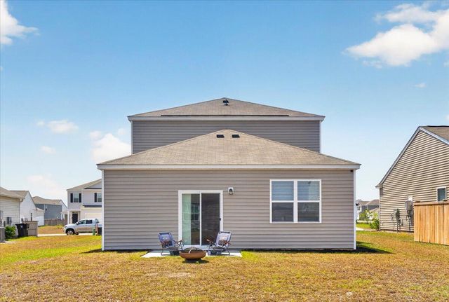218 Watersglen Drive, Summerville, SC 29486