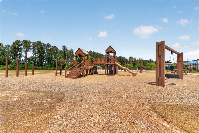218 Watersglen Drive, Summerville, SC 29486