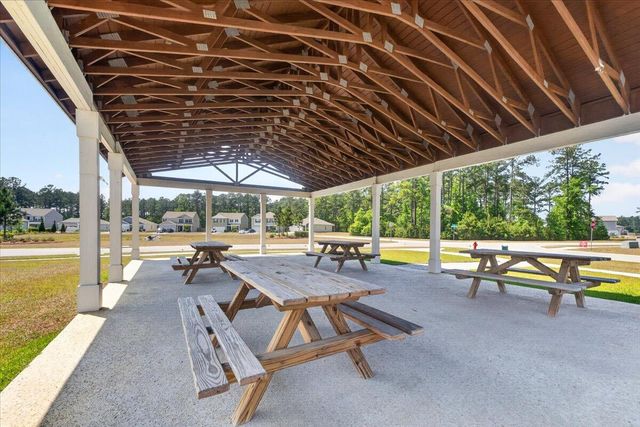 218 Watersglen Drive, Summerville, SC 29486