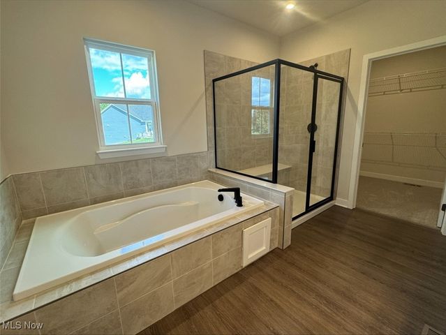 3587 Marys Way Avenue NW, Lehigh Twp, OH 44646