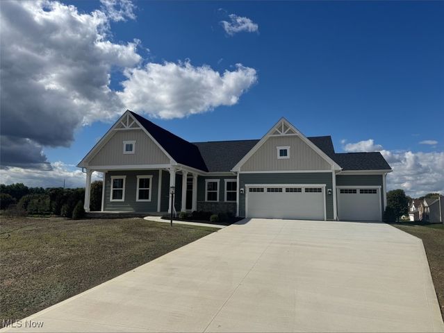 3587 Marys Way Avenue NW, Lehigh Twp, OH 44646