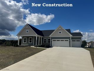 3587 Marys Way Avenue NW, Lehigh Twp, OH 44646