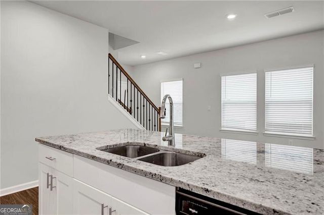 334 Wells Circle, Canton, GA 30114