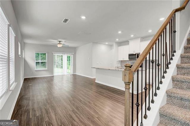 334 Wells Circle, Canton, GA 30114