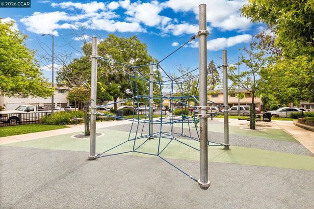 2561 Camara Cir, Concord, CA 94520