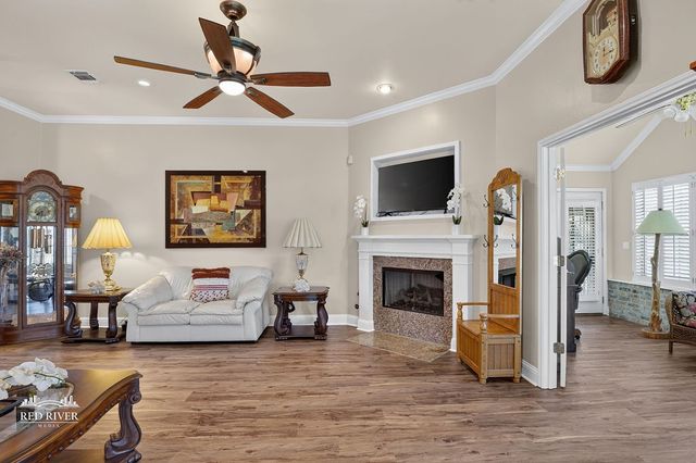 5211 Dalewood Drive, Shreveport, LA 71107