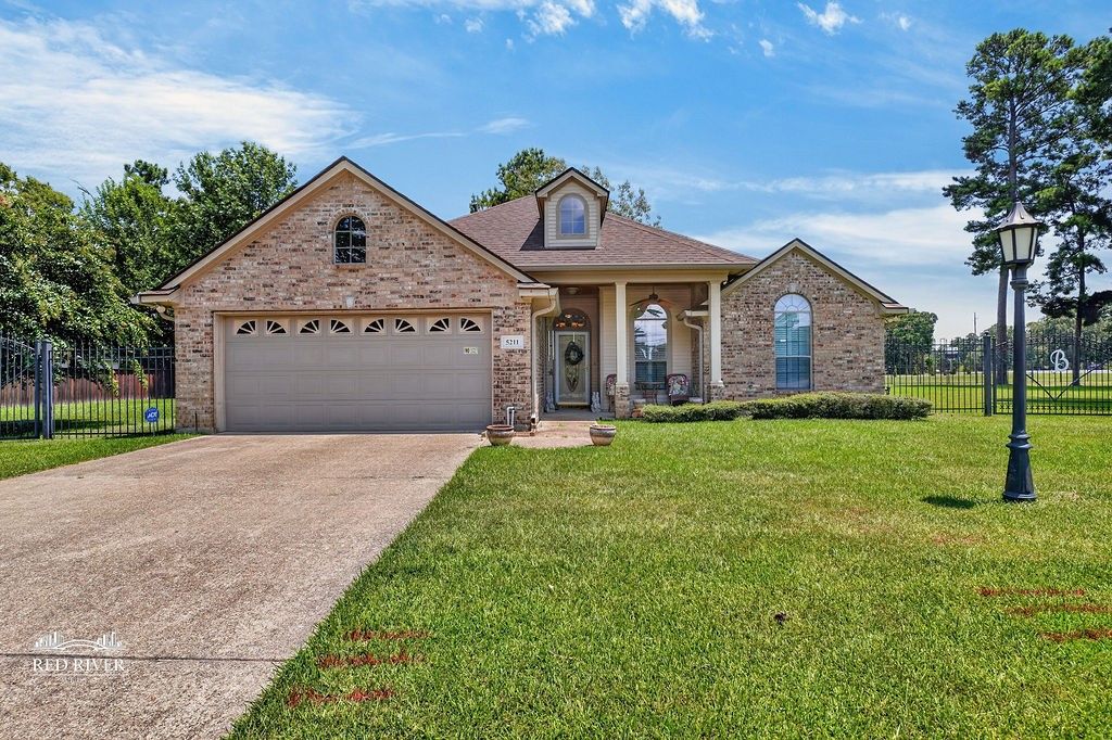5211 Dalewood Drive, Shreveport, LA 71107