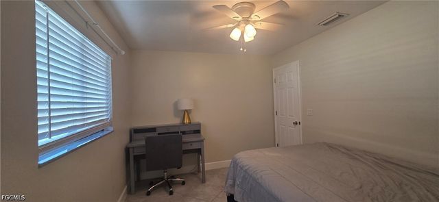 534 SE 34th TER, Cape Coral, FL 33904