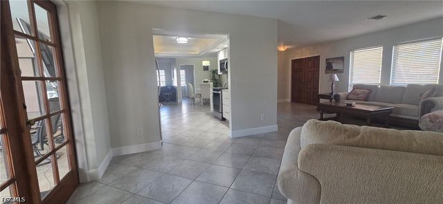 534 SE 34th TER, Cape Coral, FL 33904