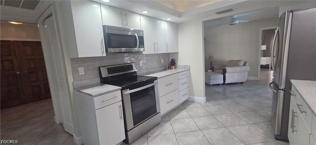 534 SE 34th TER, Cape Coral, FL 33904