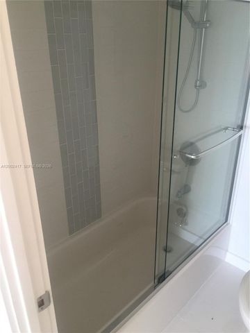 6900 Bay Dr 5A, Miami Beach, FL 33141