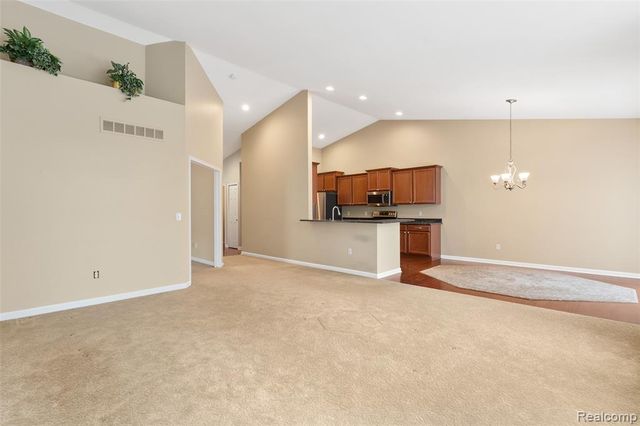 2068 Glenwood Drive, Sterling Heights, MI 48310