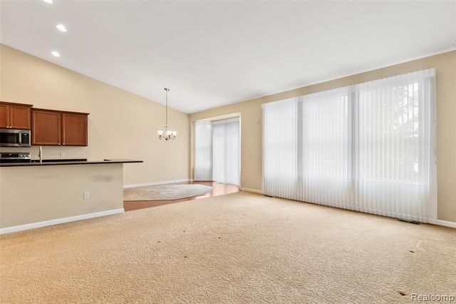 2068 Glenwood Drive, Sterling Heights, MI 48310