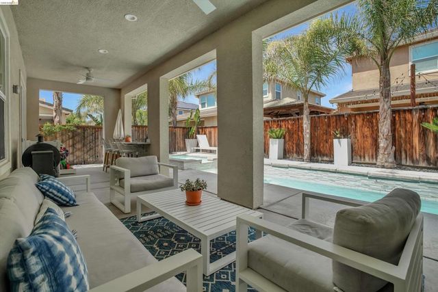 412 Lakehead Ct, Discovery Bay, CA 94505