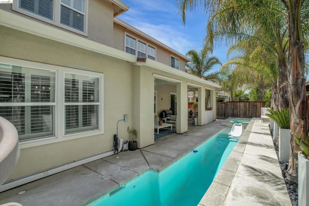 Image 35 of property listing at 412 Lakehead Ct, Discovery Bay, CA 94505