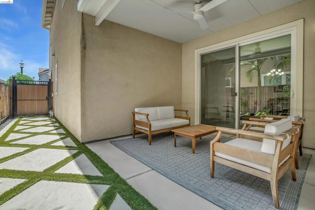 Image 37 of property listing at 412 Lakehead Ct, Discovery Bay, CA 94505