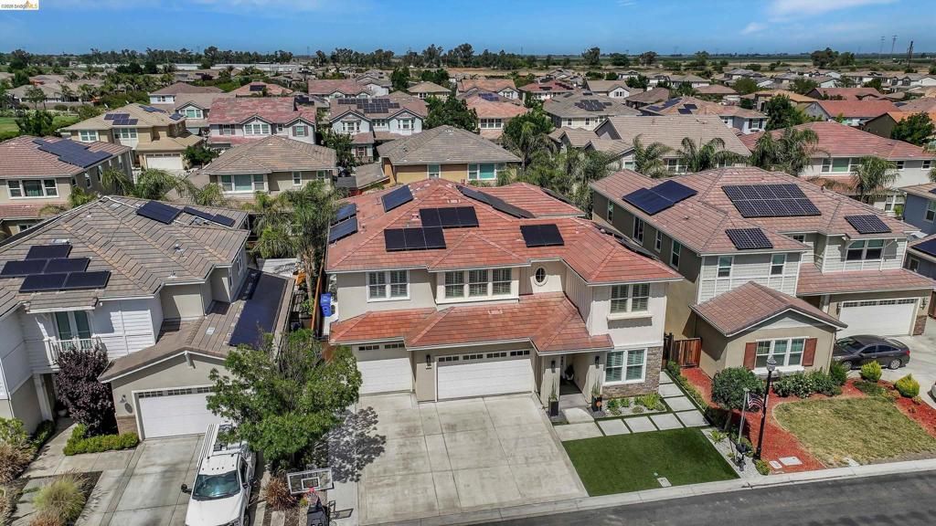 Image 39 of property listing at 412 Lakehead Ct, Discovery Bay, CA 94505