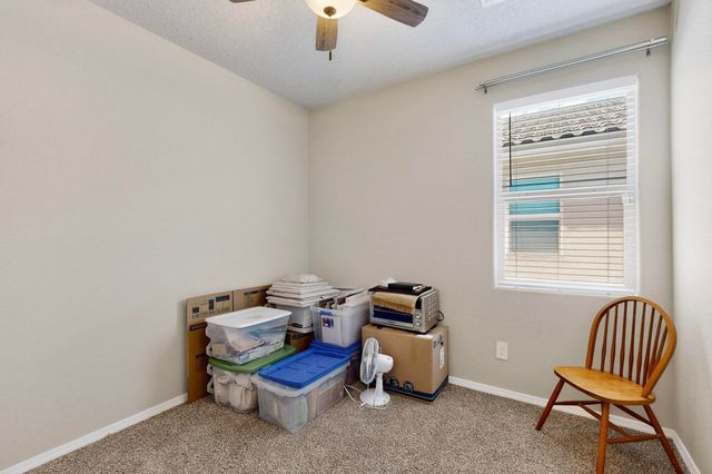 1994 Tesoro Loop NW, Los Lunas, NM 87031